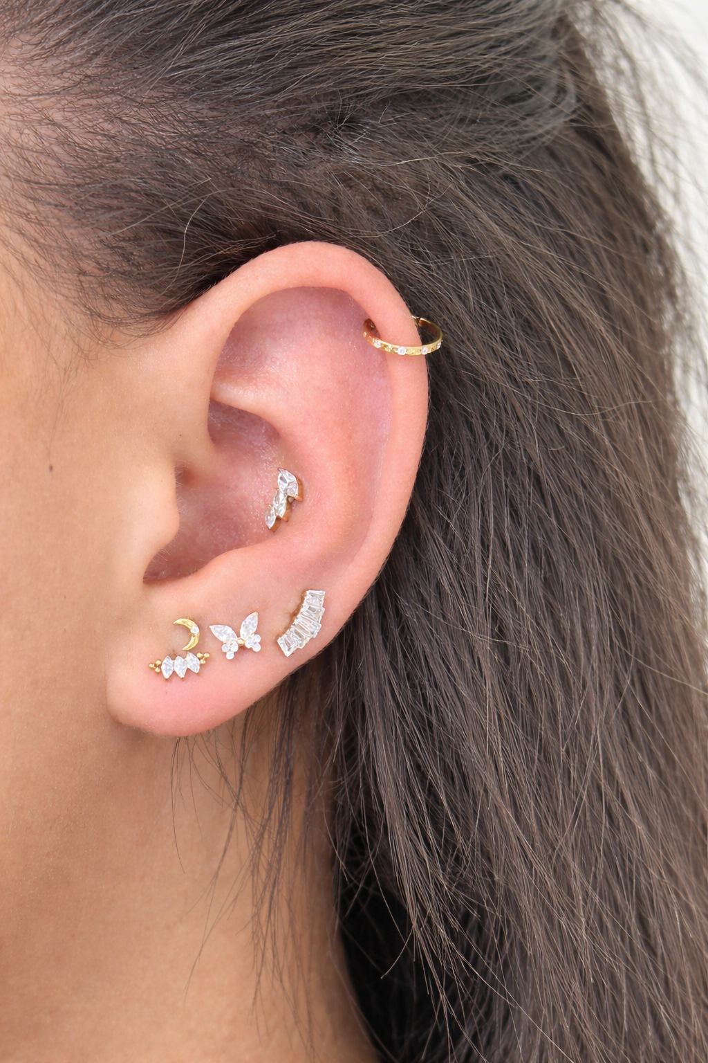 Bague Percée Audacieuse en Titane avec Pierres - Taylor