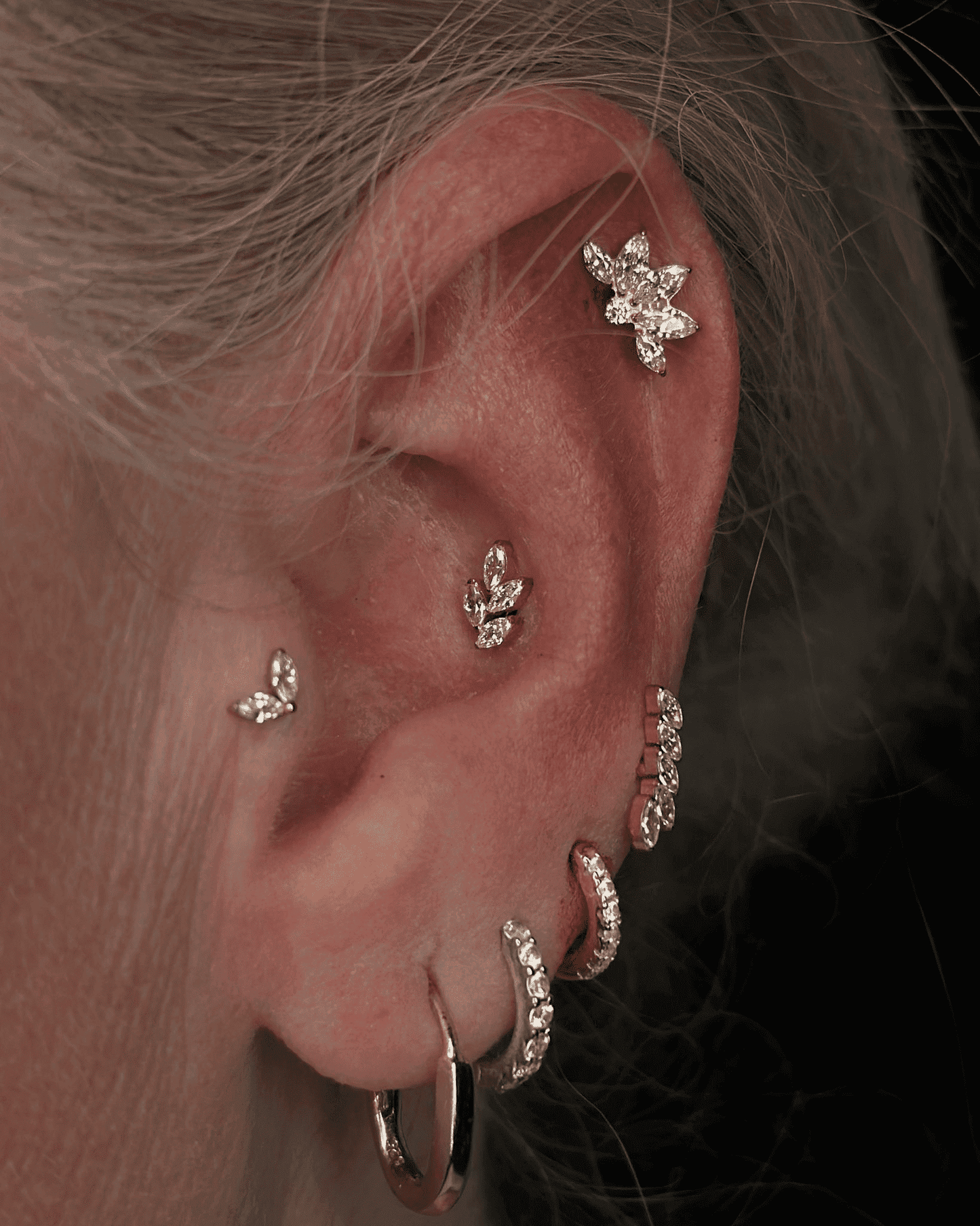 Piercing en Fleur en Titane - Gaia