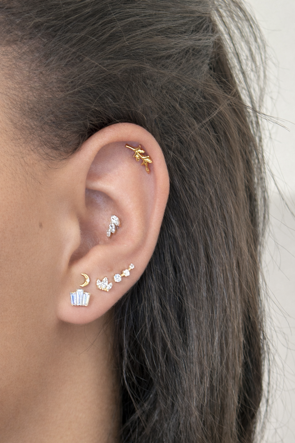 Piercing en Titane avec des Cristaux Rectangulaires - Émeraude