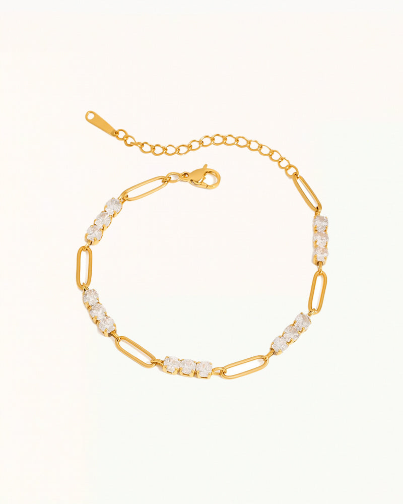 Gold Bracelet with Fine Links and Stones - Morgana