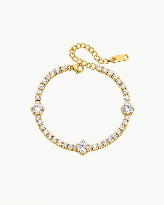Gouden Tennis Armband met Grote Kristallen - Nahia