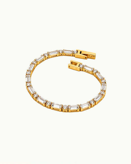 Gouden Tennis Armband met Baguette Kristallen - Naia
