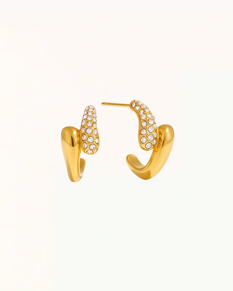 Goldene Ohrringe mit funkelnden Steinen - Maia