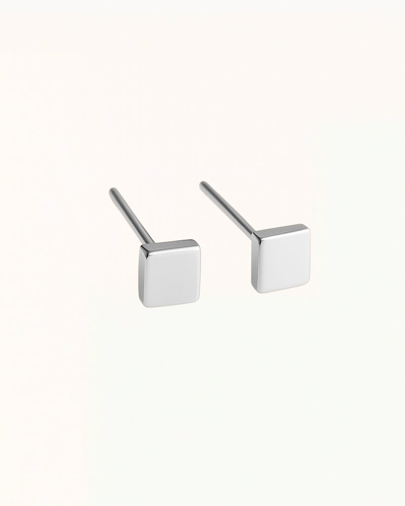 Subtle Square Stud Earrings - Zehra